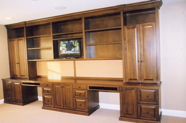 Custom Cabinets Mudrooms Entertainment Centers J R Custom