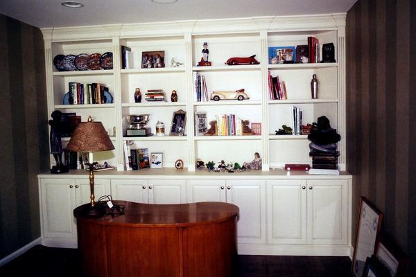 Custom Cabinets Mudrooms Entertainment Centers J R Custom