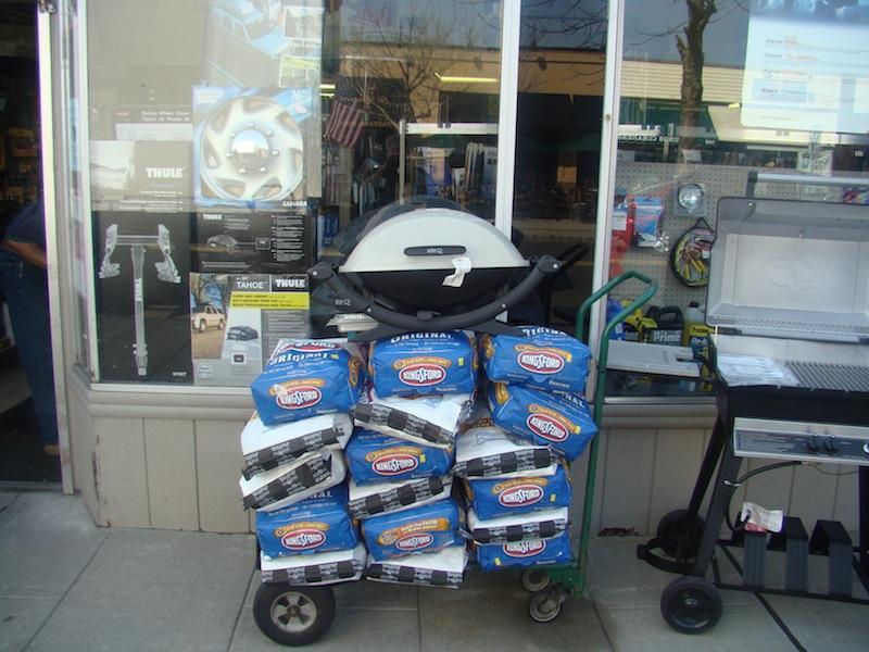 Gas & Electric Grills Builtin or Freestanding Outdoor Kitchens