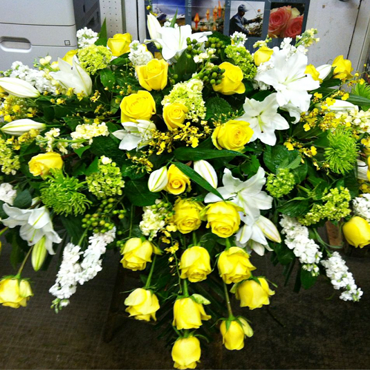 Funeral Floral Arrangments, Sympathy Flowers Bronxville, NY Westchester County