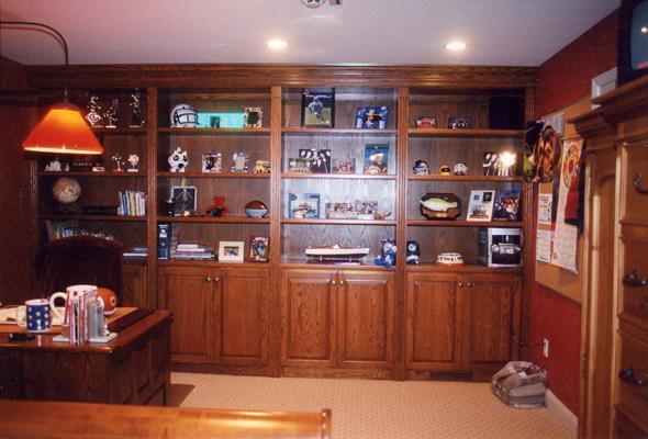 Custom Cabinets Mudrooms Entertainment Centers J R Custom