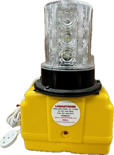 Cyclops Colossus 18 Million Candlepower 12V Handheld Halogen Rechargeable  Spotlight with AC/DC Charger or 12V DC Car Plug Adapter