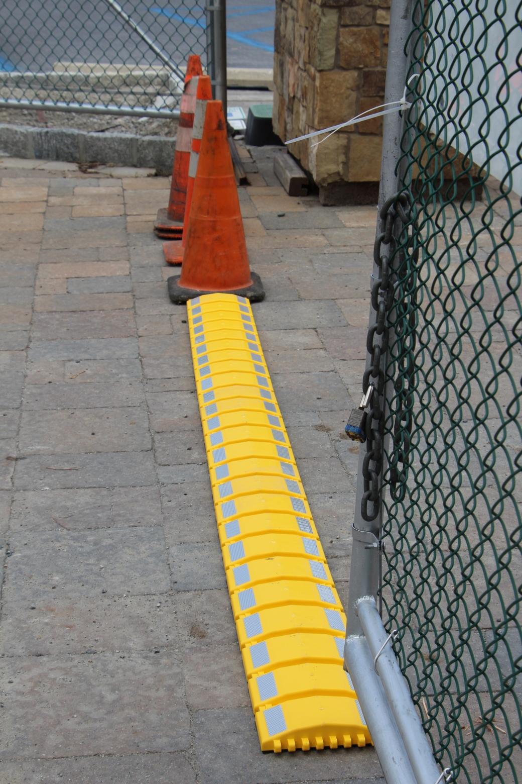 LXPSB Portable Speed Bump